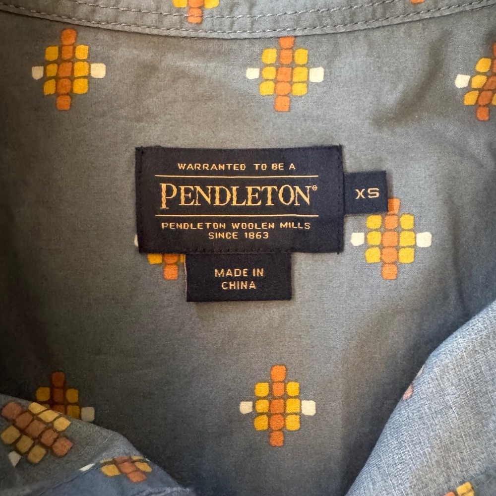 Pendleton Southwestern Geometric Button Up Shirt … - image 3